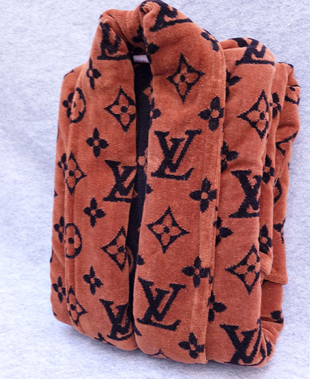 ست طرح ال وی (تن پوش + استخری + دستی) 64