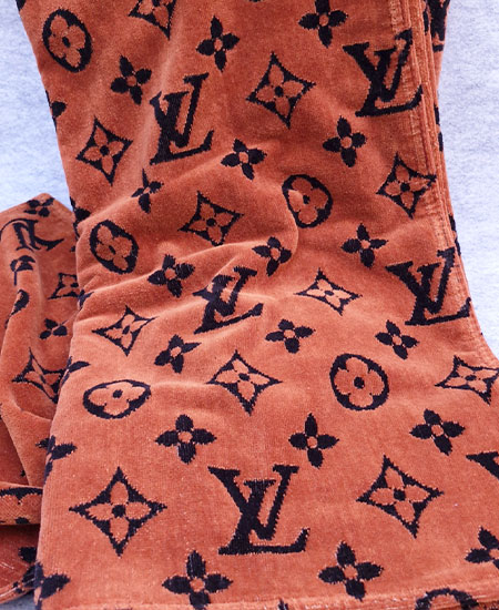 ست طرح ال وی (تن پوش + استخری + دستی) 29